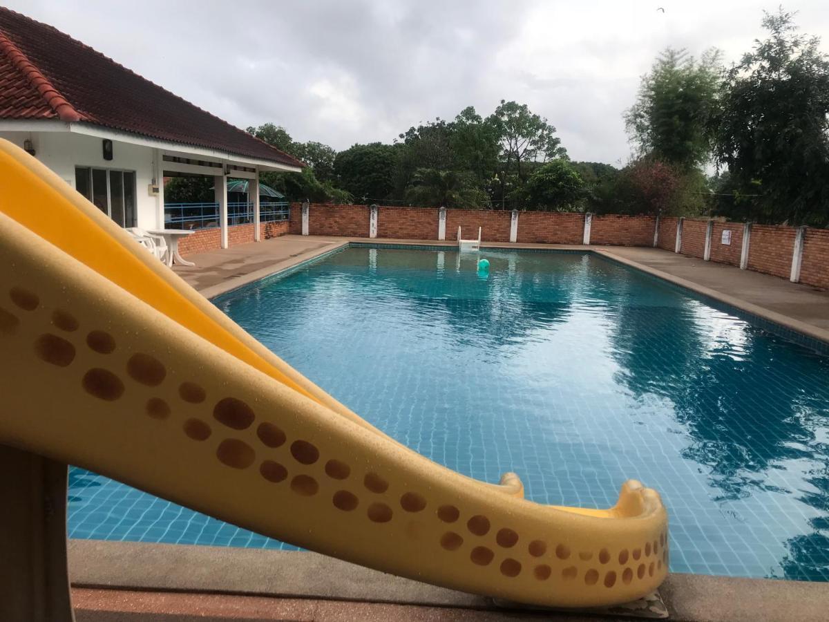 Mae Chaem Hotel And Resort Esterno foto