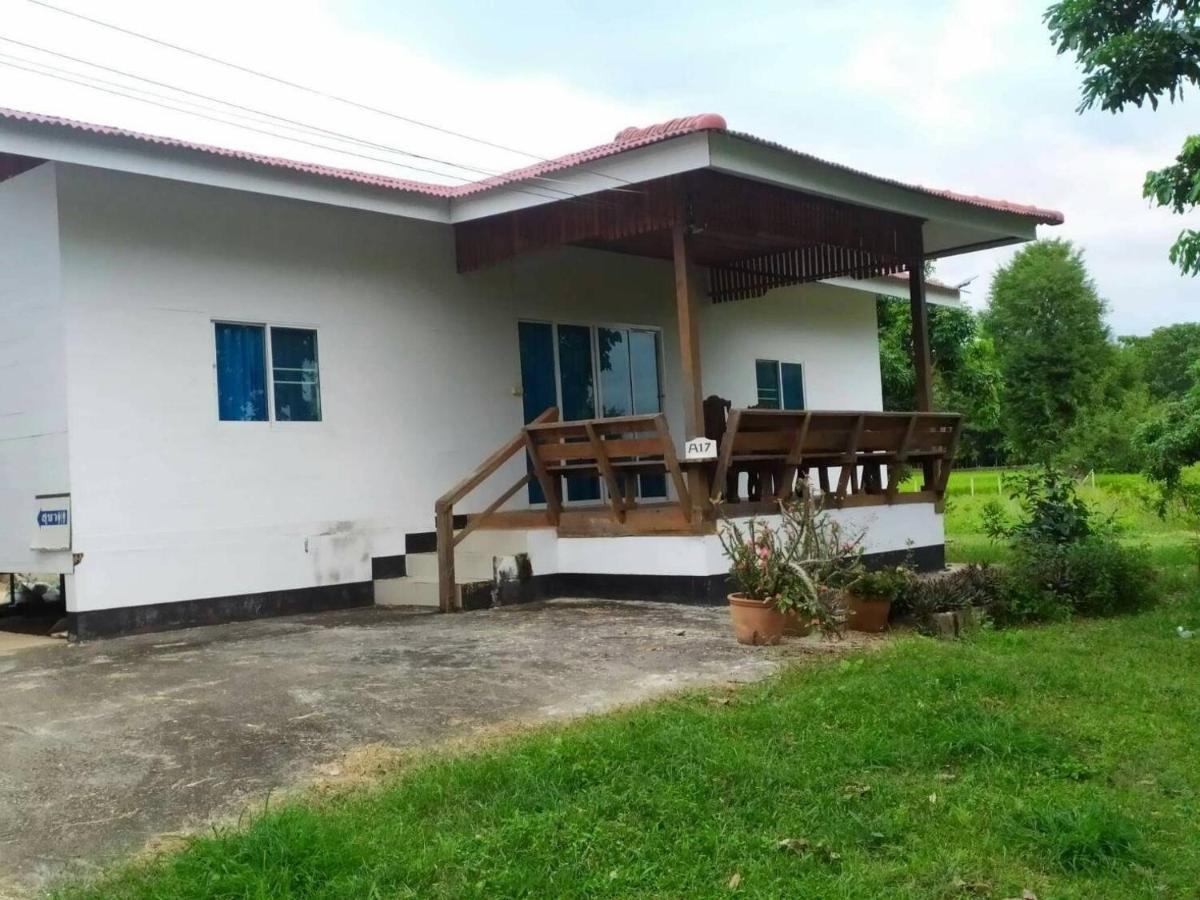 Mae Chaem Hotel And Resort Esterno foto
