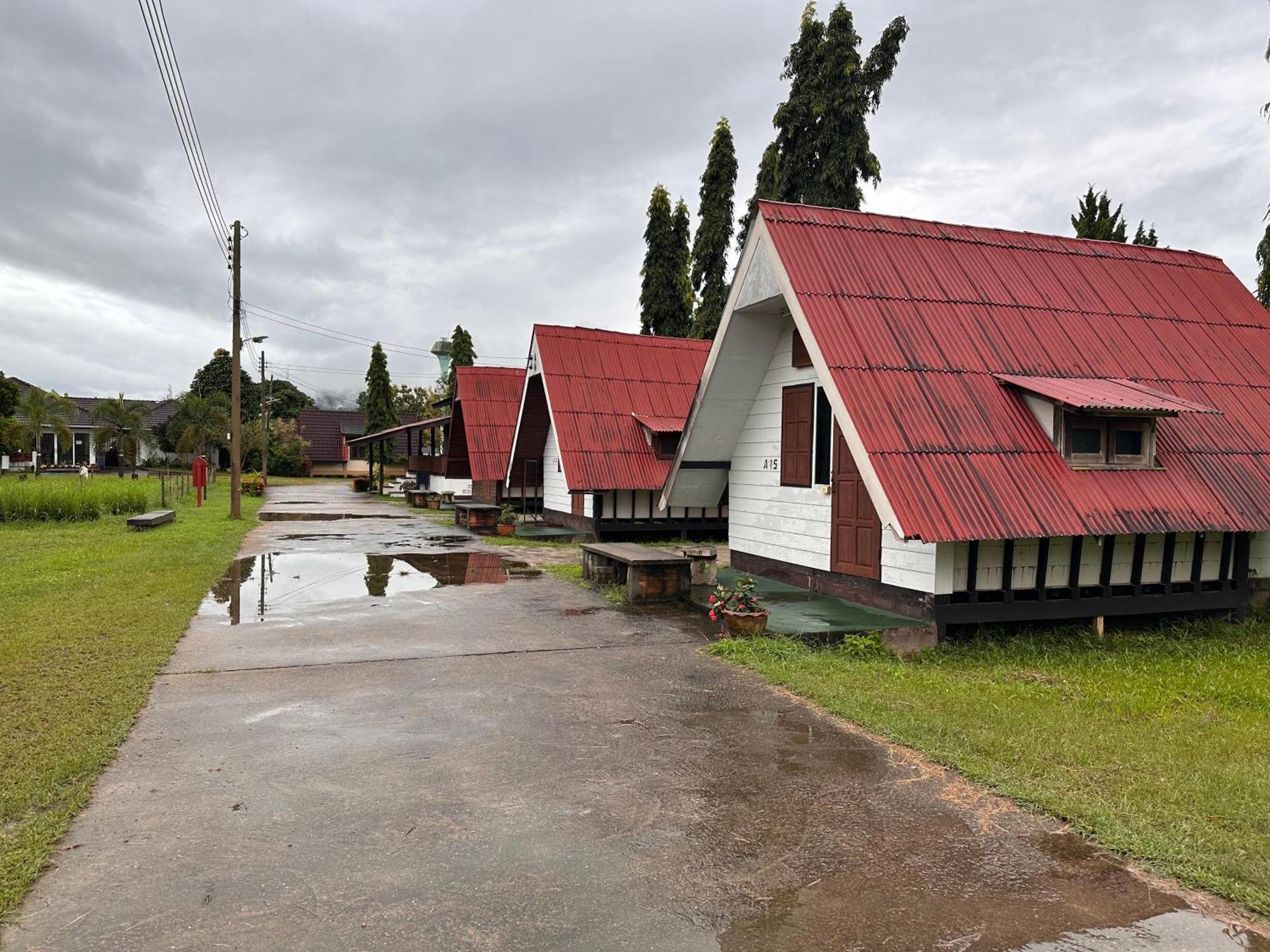 Mae Chaem Hotel And Resort Esterno foto