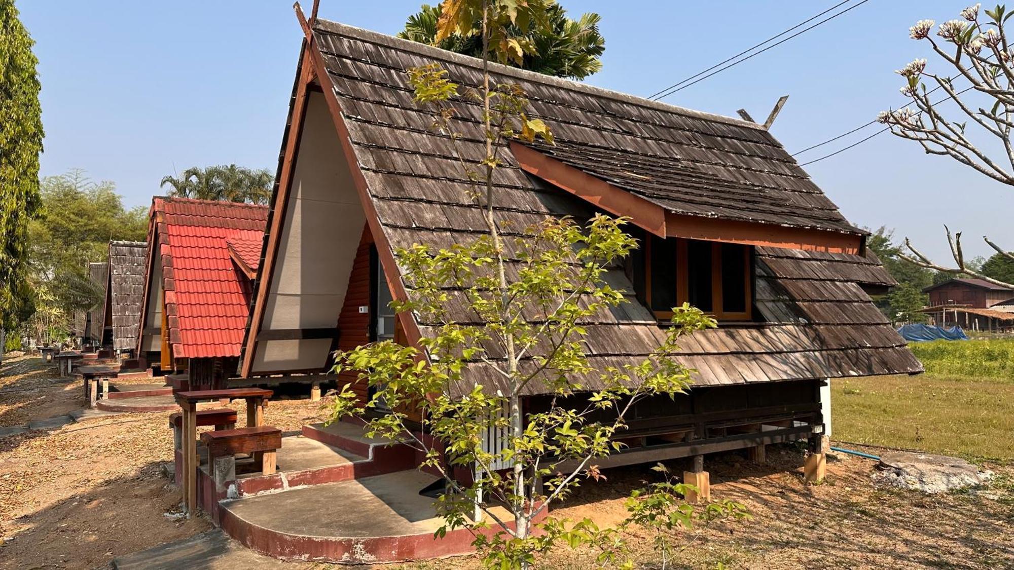 Mae Chaem Hotel And Resort Esterno foto